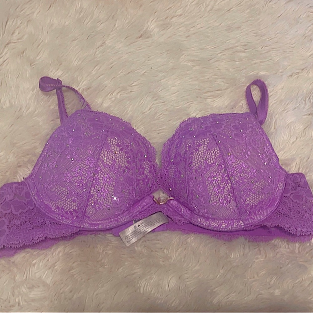 Victoria’s Secret bra